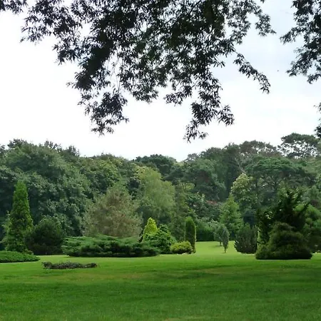 Kemp Pinetum Gardens Retreats St Austell